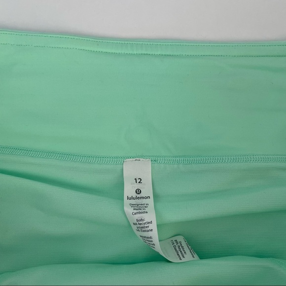 NWT Lululemon SeaWheeze 2019 Fresh Teal Speed Up Shorts - Picture 3 of 4